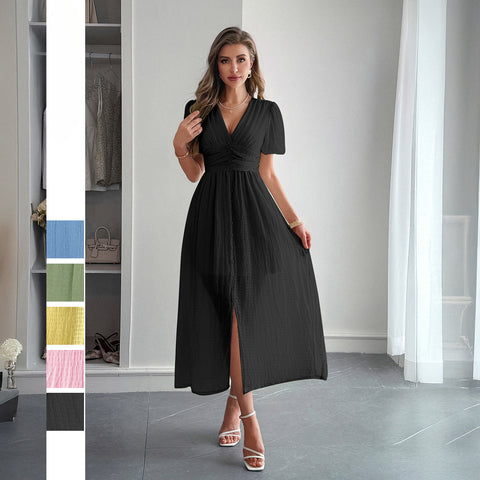Langes Kleid im Urlaubsstil mit tiefem V-Ausschnitt und kurzen Ärmeln, m301395 