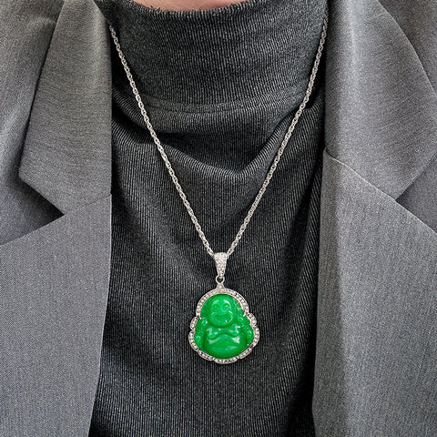Diamantbesetzter Maitreya-Buddha-Anhänger im chinesischen Stil aus malaiischem Chalcedon, großer bauchiger Maitreya-Buddha-Anhänger m3331257