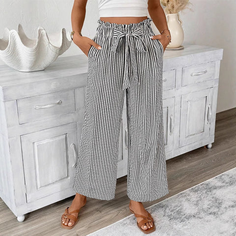 Gestreifte lässig-elegante Hose mit geradem Bein für Damen m301455 