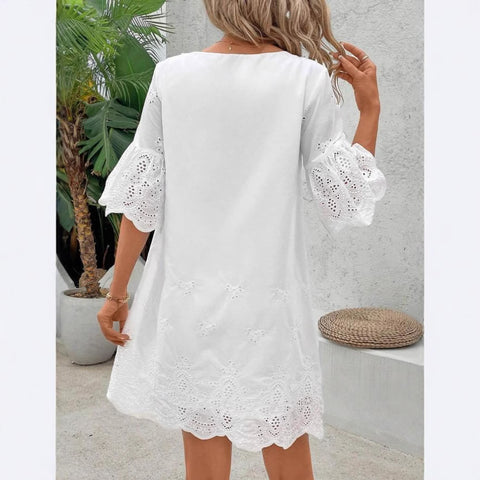 Robe décontractée à manches cinq-quarts et col en V en dentelle brodée creuse m301469 