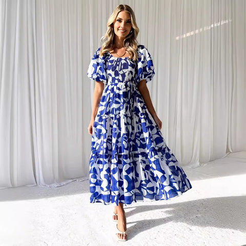 Elegantes, schulterfreies Kleid mit Puffärmeln und Blumenmuster M300289 
