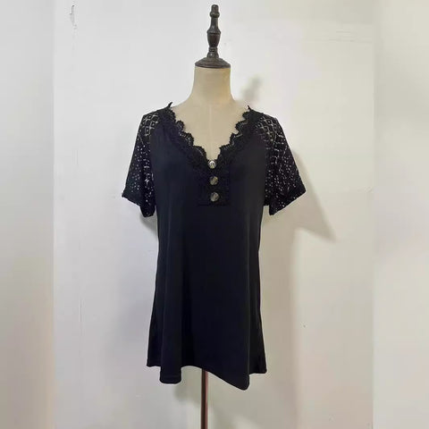 Bequemer und lässiger Pullover mit V-Ausschnitt und kurzen Ärmeln und Spitzennähten M300159 