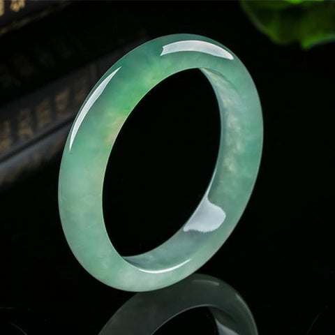 Myanmar Armband Damen Mädchen Naturprodukt feines Armband kleines Eis schwimmend grün hellgrün Jade Armband grün m3331244