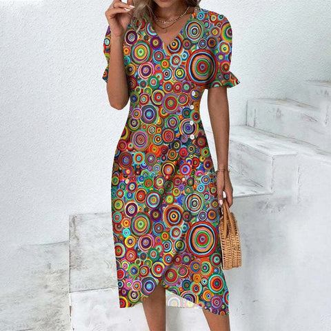 Kleid mit geometrischen Collage-Blasenärmeln und unregelmäßigem Saum, m301272 