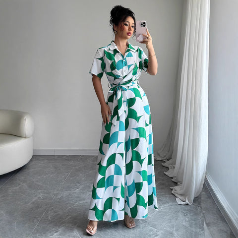 Bedruckter kurzärmliger Jumpsuit mit weitem Bein und Hose m301402 