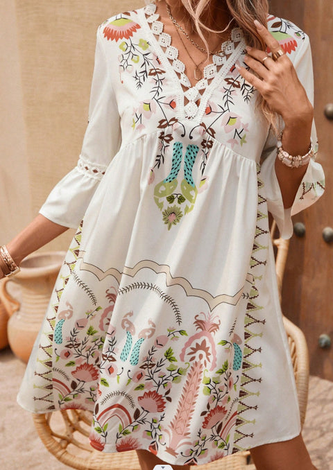 Neues lässiges, vielseitiges Printkleid mit V-Ausschnitt und Spitzenspleißen m300993 