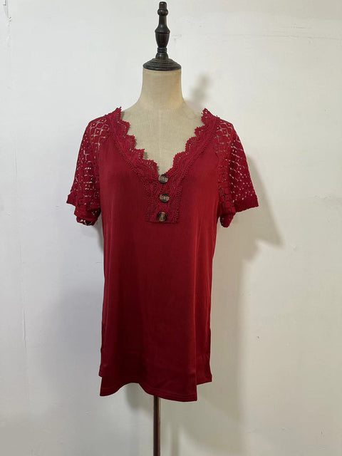 Bequemer und lässiger Pullover mit V-Ausschnitt und kurzen Ärmeln und Spitzennähten M300159 