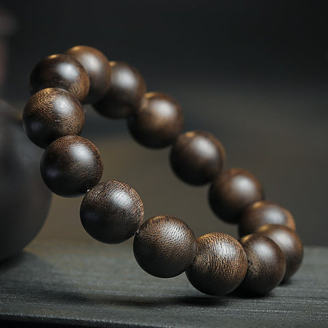 Untergetauchtes indonesisches Darakan-Adlerholz-Buddha-Perlenarmband 108 Rosenkranzperlen 8 mm altes Material Adlerholzarmband m3331276 