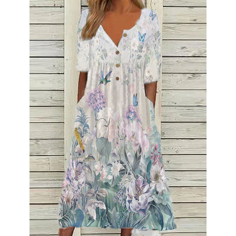 Bedrucktes Kurzarmkleid mit V-Ausschnitt, Knöpfen, Damentaschen und langem Rock m300028 