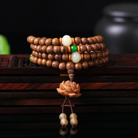 Bracelet en bois d'agar de Kalimantan, collier en bois d'agar au parfum doux, chaîne de pull, simple bois d'agar 108 perles de Bouddha m3331317