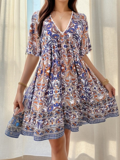 Lässiges bedrucktes Kleid mit V-Ausschnitt für Frühlings- und Sommerferien M300211 