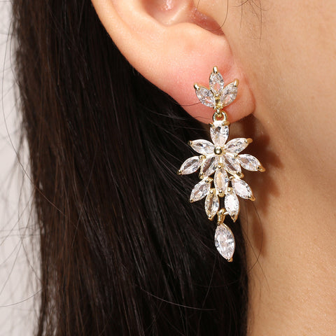 Exquisite und luxuriöse Ohrringe mit Mikro-Intarsien aus Zirkonia m3331124