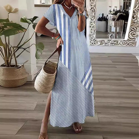 Kleid mit V-Ausschnitt und Schlitz und Streifenmuster m301462 