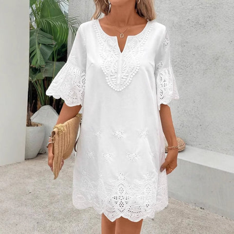 Robe décontractée à manches cinq-quarts et col en V en dentelle brodée creuse m301469 