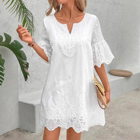 Robe décontractée à manches cinq-quarts et col en V en dentelle brodée creuse m301469 