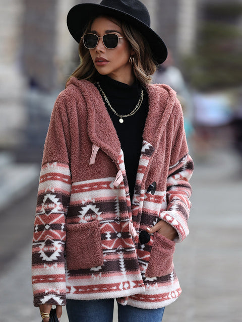 Veste polaire autrichienne double face moyenne et longue à capuche et manches longues avec boucle en corne géométrique m300395 