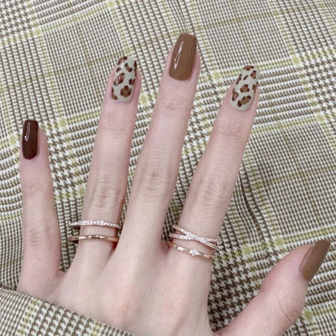 Leopardenmuster Nailart Sticker Aufkleber personalisierter Graffiti Trend mit selbstklebendem Nagelaufkleber m3331202
