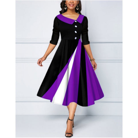Langes Kleid mit 3D-gedrucktem Pendel und Fünfviertelärmeln und Knopfverzierung, m300864 