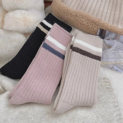 Gestreifte Plüschsocken, verdickte warme lange Socken aus reiner Baumwolle m1915010462