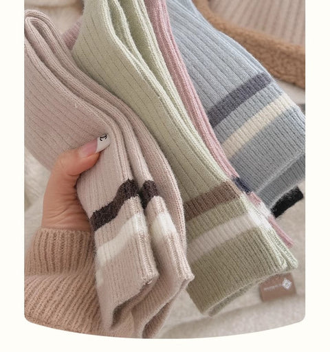 Gestreifte Plüschsocken, verdickte warme lange Socken aus reiner Baumwolle m1915010462