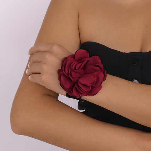 Geometrisches Halsketten-Armband, elegante und romantische Halskette aus Stoff mit Rosenbeflockung m1915010513