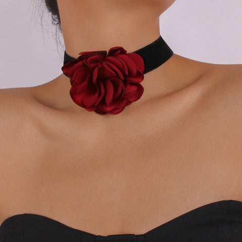 Geometrisches Halsketten-Armband, elegante und romantische Halskette aus Stoff mit Rosenbeflockung m1915010513