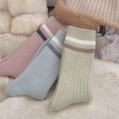 Gestreifte Plüschsocken, verdickte warme lange Socken aus reiner Baumwolle m1915010462